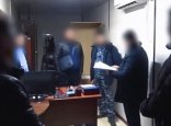 «200 мың теңгеге дейін пара алған»: Түркістан облысында кеден бекетінің лауазымды тұлғалары күдікке ілінді