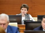 «Адам өмірінің құны қанша»: депутаттың сөзінен кейін әріптестері ду қол шапалақ ұрды