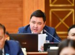 «Кімнің мүддесі бар бұл жерде?»: депутат Аралбай елге көлік кіргізуде қойылатын шектеуге қарсы шықты