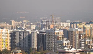 Алматыдағы заңсыз құрылыс: урбанистика басқармасының басшысы ұсталды