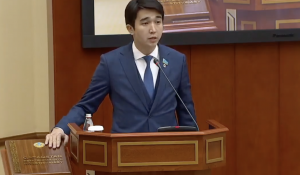 Назарбаевқа ескерткіш қоюды ұсынған экс-депутат Мәди Ахметов жаңа қызметке тағайындалды