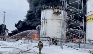 Украина Ресейдің мұнай базаларын жарып жатыр: мұның соғысқа қандай әсері болады