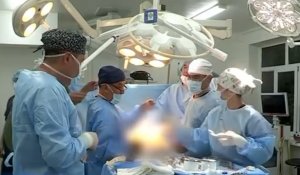 Түркістандық қатерлі ісікке шалдыққан науқасқа еліміздің бас хирургы ота жасады