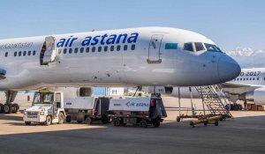«Air Astana-ға билет алып, неге Fly Arystan-мен ұшуымыз керек?»: Жолаушылар наразылық білдірді