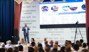 Қазақстанда атом электр станциясын салу: Семейде тұрғындар мен сарапшылар пікір алмасты
