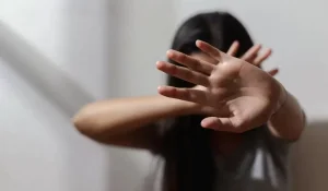 Жамбыл облысында үш жасөспірім оқушы қызды жабылып зорлаған