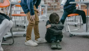 Талдықорғандағы оқушылардың «қауіпті ойыны». Мектеп басшылары жазаланды