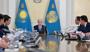 Тоқаев Үкіметтегі жас министрге сөгіс жариялады