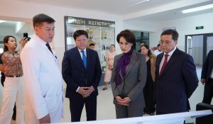 Денсаулық сақтау министрі Түркістан облысында медициналық мекемелердің жұмысымен танысты
