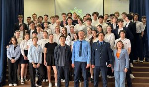 «Заң және тәртіп»: астаналық мектеп оқушыларына тура жолдан таймаудың әдістері түсіндірілді