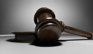 Прокуратура даулы видеодағы адамдарды анықтайды – судья жеке қаулы шығарды