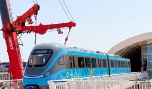 Астанада LRT-ның алғашқы вагондары рельске қойылды