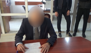 "Көз қысты, бармақ басты": Жамбыл облысы Экология департаментінің басшысы сотталды