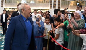 Назарбаев сенбідегі демалыста Астанадағы мешітке келді