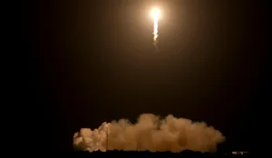 Иран тәуекелге барып АҚШ-тың базаларына шабуыл жасады