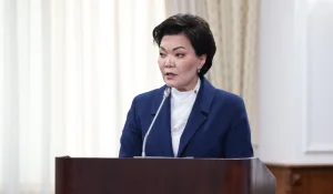 Ең төменгі жалақы 85 мың теңгеге өмір сүруге бола ма? — Еңбек және әлеуметтік қорғау министрі жауап берді