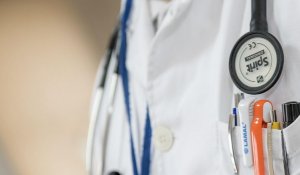 Қазақстанда дәрігерлерге шабуыл жасағандар 15 жылға дейін сотталуы мүмкін