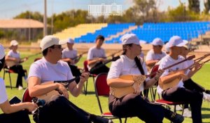 100 домбыра – Сәтбаев халқының рухын оятты