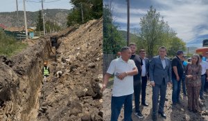 ШҚО әкімі Асубұлақ ауылындағы су құбырын жаңарту жұмыстарымен танысты