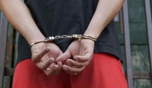 Астанада анасын пышақтап өлтірді деген күдікпен қызы ұсталды