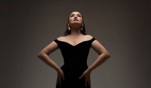 «Тұрсынбекке ерегесіп істеп отыр»: Мөлдір Мұқан жас әншімен тағы көзге түсті