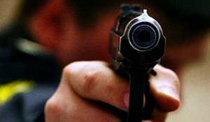 Талғарда ер адамды атып өлтіріп, екі жасар қызын ұрлап әкеткен