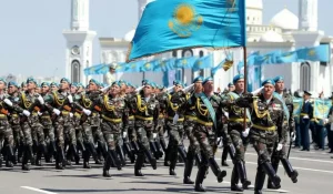 Қазақстан әскеріне сенім бар, бірақ қоғамды әлімжеттік пен жемқорлық алаңдатады – сауалнама