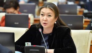 «Балалар қорқып отыр»: Зәкиева Жамбыл облысындағы мектептерде не болып жатқанын айтты