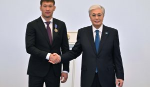 Тоқаев Шавкат Рахмоновты «Барыс» орденімен марапаттады