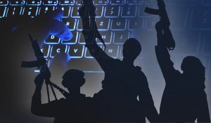 Желідегі жасырын қауіп: экстремистік топтар жастарды қалай арбап жатыр
