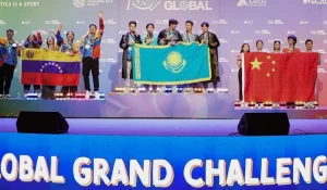 Қазақстандық оқушылар Панамада робототехникадан төртінші рет қатарынан әлем чемпионы атанды