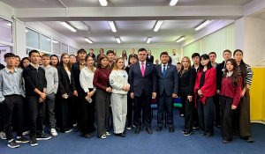 Жетісу университетінде Ассамблея жастарының төрағасы жастармен кездесті