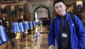 Қазақ жігіт Oxford-та қазақ тілінен сабақ береді