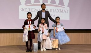 Елордада классикалық шахматтан балалар чемпионатының жеңімпаздары марапатталды