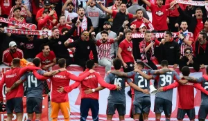 «Олимпиакос» жанкүйерлері қателесіп Алматыға ұшып келген