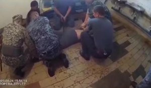 Азаптау ісі: Атбасардағы бұрынғы түрме қызметкерлері ақталды