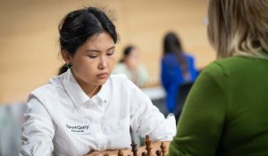 Бибісара Асаубаева блицтен үш дүркін әлем чемпионы атанды