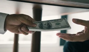 2025 жылдың нәтижесі: Жемқорларды ұстап бергендерге миллиондаған сыйақы төленді