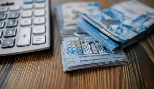 Айлығы аз азаматтар жеке табыс салығынан босатылады: не өзгерді