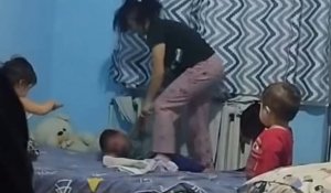 Жаркенттегі баласын ұрып-соққан ананы ата-ана құқығынан айыруы мүмкін