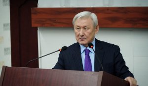 Ғылыми қызмет қағидалары Ата Заңмен бекітілуі тиіс – Жақсыбек Күлекеев