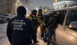 Алматыда пәтер тонаумен айналысқан күдіктілер қолға түсті