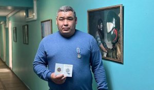 Өрттен екі баланы алып шықты: ШҚО-да қаһарман мұғалім марапатталды