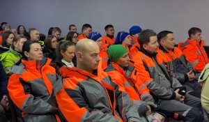 Қостанайлық кеншілер конституциялық реформаны қолдады: Жітіқарада еңбек ұжымымен кездесу өтті