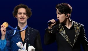 Димаш Құдайберген Михайл Шайдоровқа темір тұлпар сыйламақ