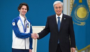 «Денис Теннің ізін жалғаушы»: Тоқаев Олимпиада чемпионы Михаил Шайдоровты марапаттады