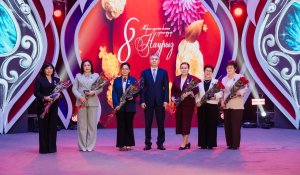 Атырауда Халықаралық әйелдер күніне арналған салтанатты шара өтті