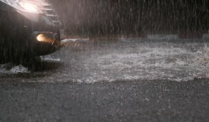 Ирандағы жарылыстардан соң Қазақстанды «улы жаңбыр» баса ма?