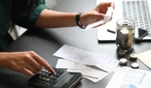 Салықтан жалтарудың жаңа амалы: МКК өзін-өзі жұмыспен қамтығандарды тексере бастады