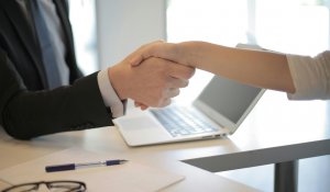 Қазақстанда жер қойнауын пайдаланушылардың сатып алуларындағы жергілікті қамту үлесі 65%-ға жетті